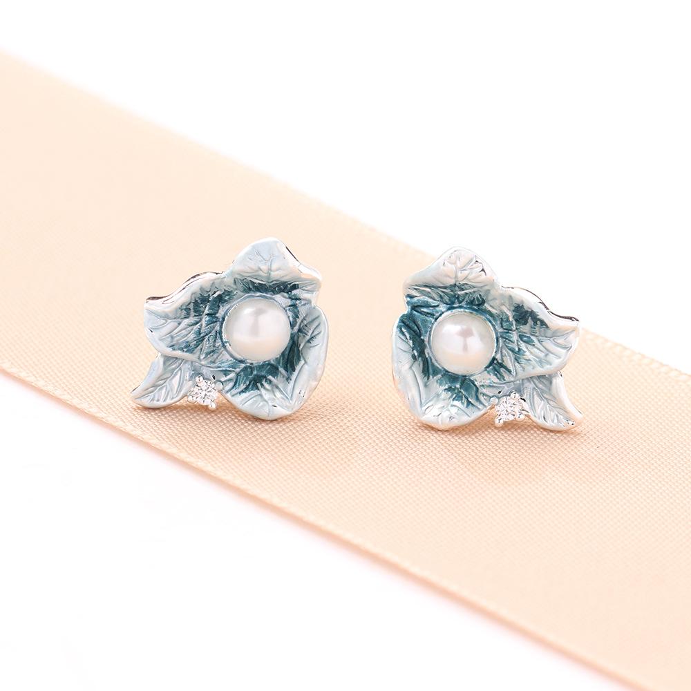 Креативные геометрические неправильные серьги с цветочным дизайном Модный повседневный стиль инкрустированы жемчужными аксессуарами Женские серьги-гвоздики