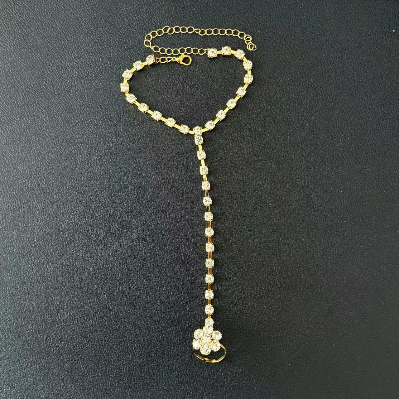 

Изысканный браслет на палец и кольцо со стразами: Минималистичные женские браслеты-цепочки золотой