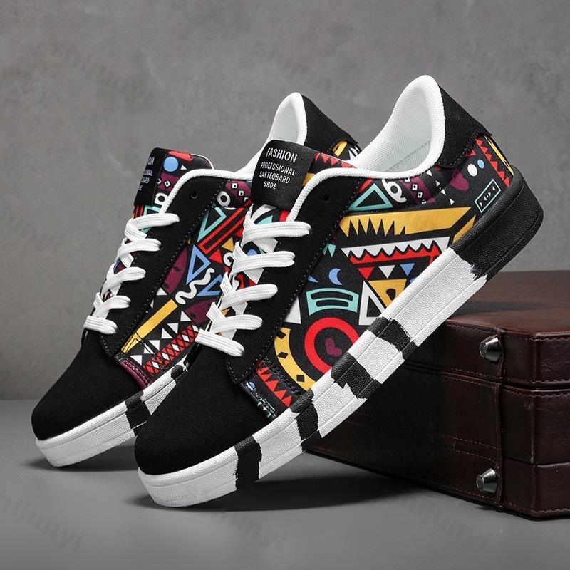 Men Shoes Spring 2026 Canvas Sneakers Casual Breathable Walking Flat Street Trend Sport Shoes Graffiti Non-slip Vulcanized Shoes