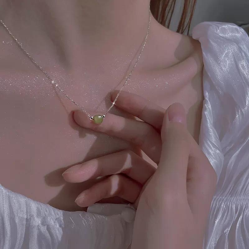 2022 Women's Green Hetian Jade Clavicle Chain - Light Luxury, Versatile Necklace