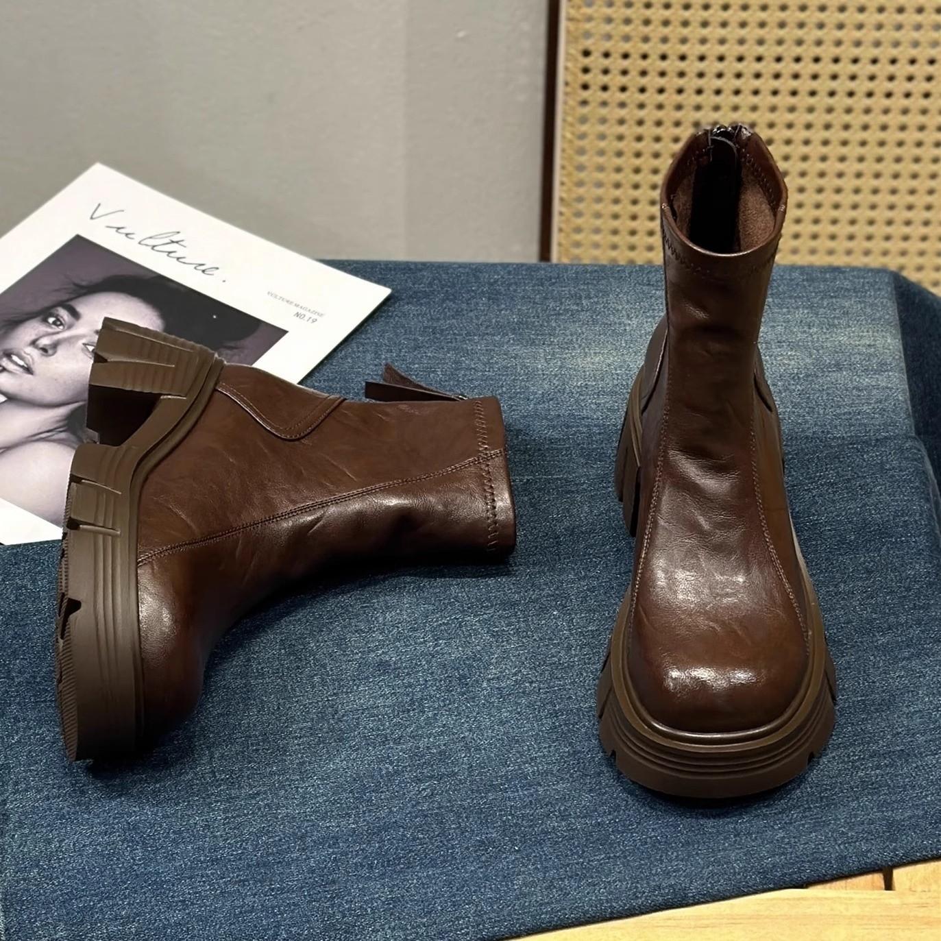 

2025 осень и зима новые модные короткие ботинки на толстой подошве, универсальные короткие ботинки в британском стиле 40