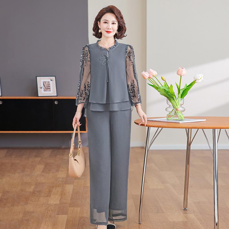 Women's 2025 Stylish Spring Suit: Gauze Sleeve Blouse & Two-Piece Set for Middle-Aged & Elderly