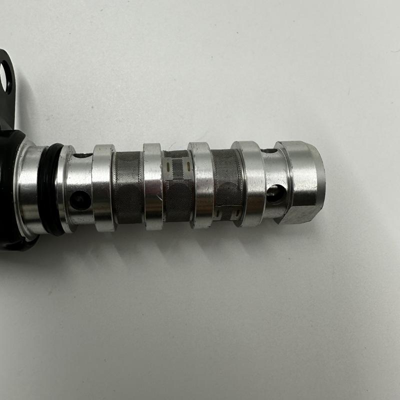 24355-03011 Engine Variable Valve Timing VVT Solenoid Car 2435503011 24355 03011 For Hyundai I10 I20 1.0 1.2