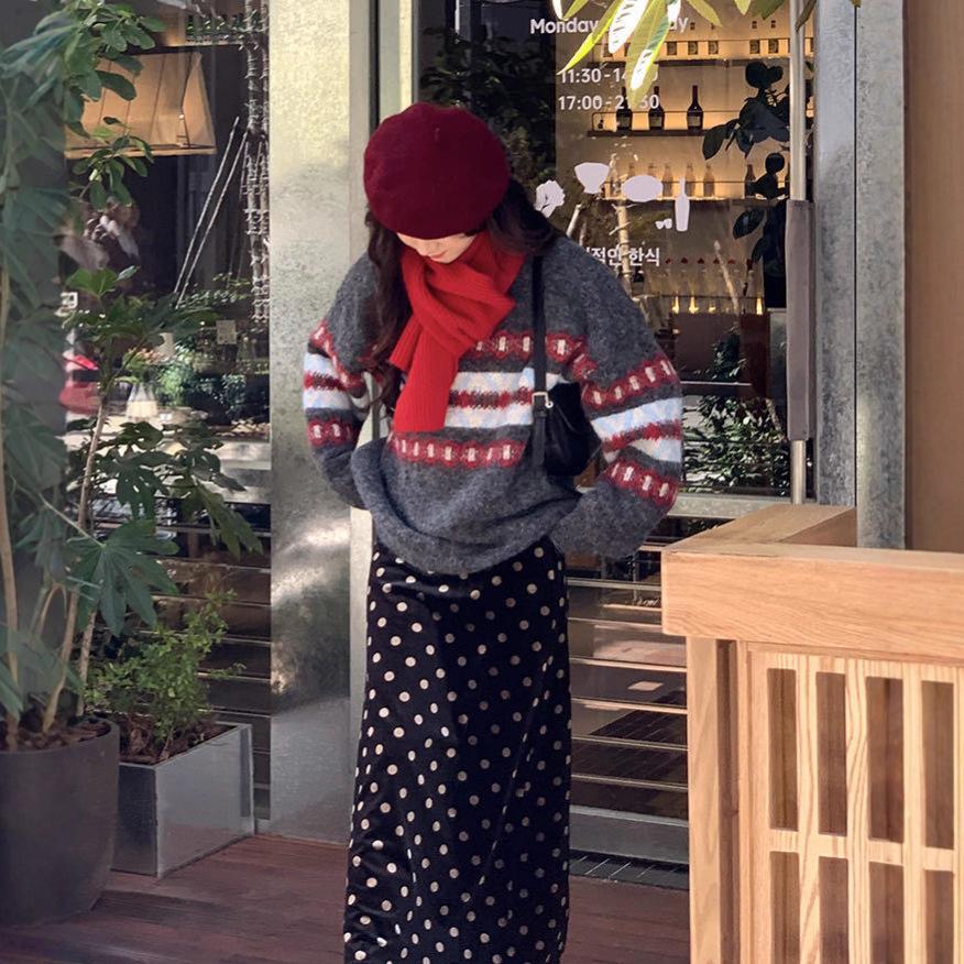 Crew Neck Design Sense Loose Soft Waxy Pullover Sweater Women's New Autumn and Winter Jacquard Knitted Sweater Women