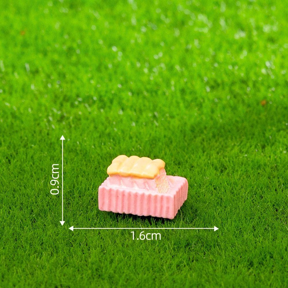 Resin Camping Tiny Brown Bear Statue Kids Toy Bonsai Micro Landscape Furniture  Home Decoration