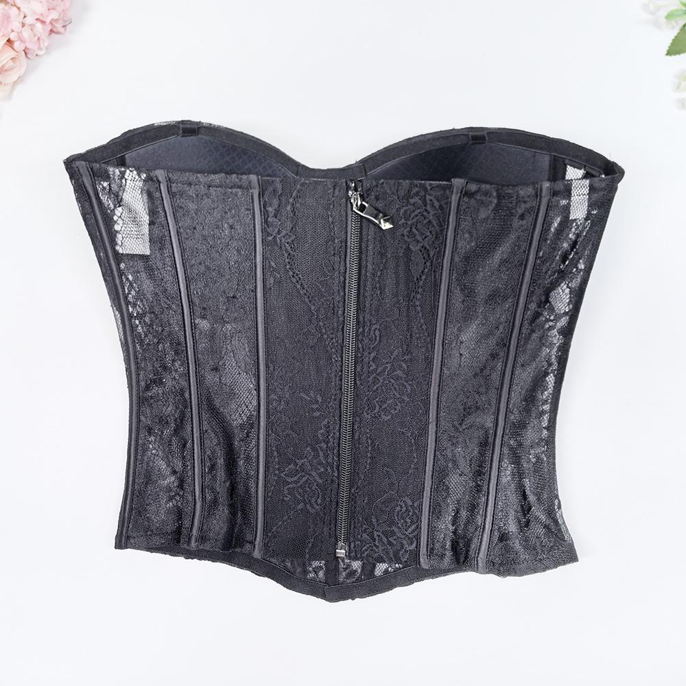 Corsés, ropa de mujer moderna y elegante