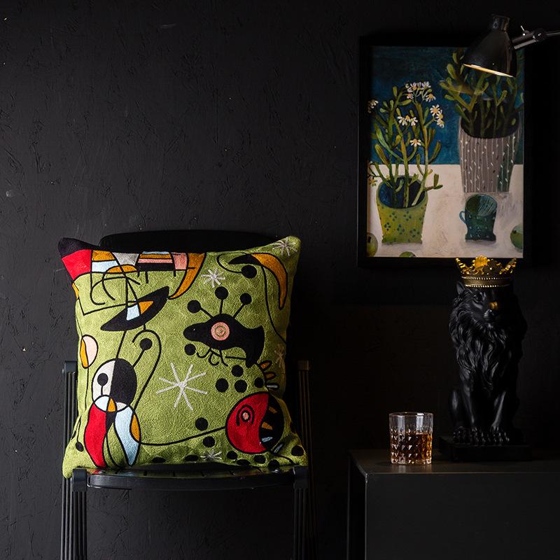 Christmas Picasso European and American Style Abstract Cushion Cover Living Room Sofa Embroidered Cushion Bedside Pillow Cover