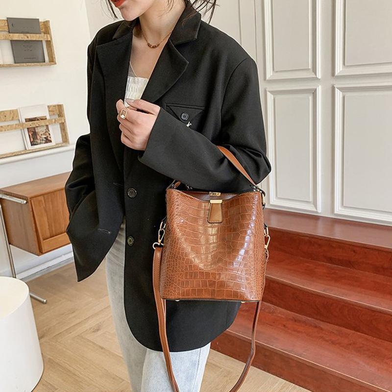 Borsa a mano vintage in pelle di alligatore Borsa a spalla Borsa a tracolla Moda Borsa a secchiello da donna Borsa tote da donna di grande capacità
