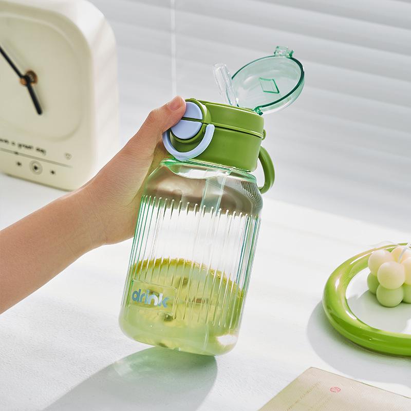 Student straw cup, children's sports water cup, plastic cup, portable double drink, portable cup, men's and women's simple space cup