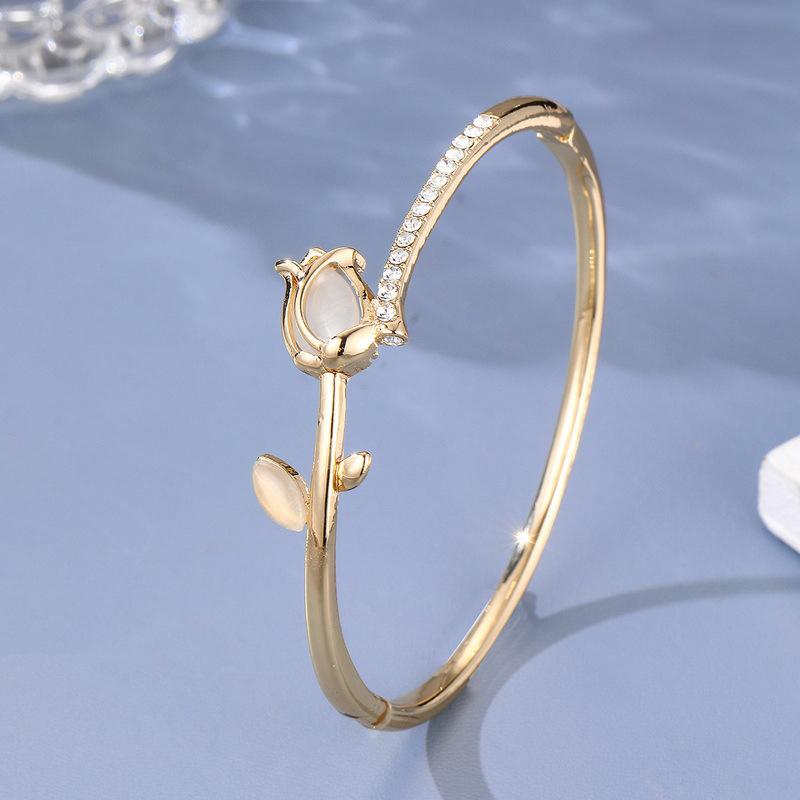Exquisite Tulip Zircon Bracelet For Women Girls Fashionable Personalized Daily Jewelry Accessories Birthday Anniversary Gifts