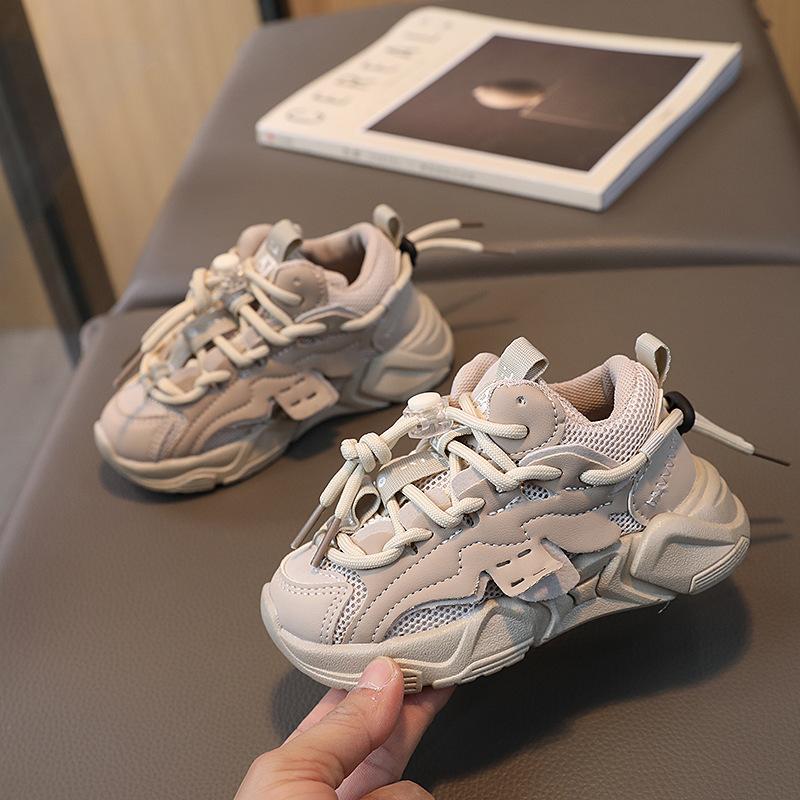 Frühling und Herbst neue kinder sport schuhe jungen atmungsaktive mesh schuhe Koreanische version mädchen papa schuhe kindergarten laufschuhe großhandel