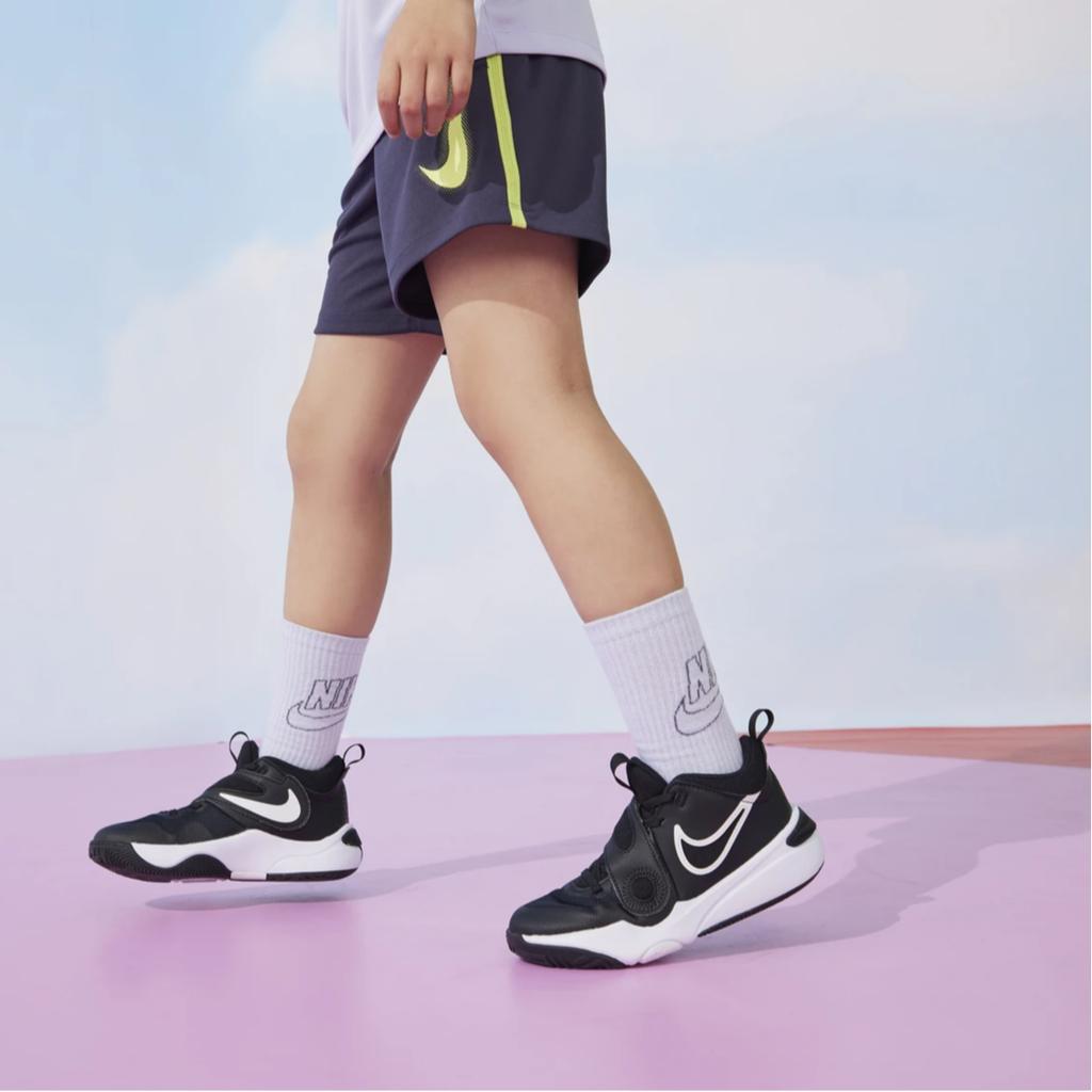 Nike Team Hustle D11 GS Black White Kids Sneakers DV8996-002