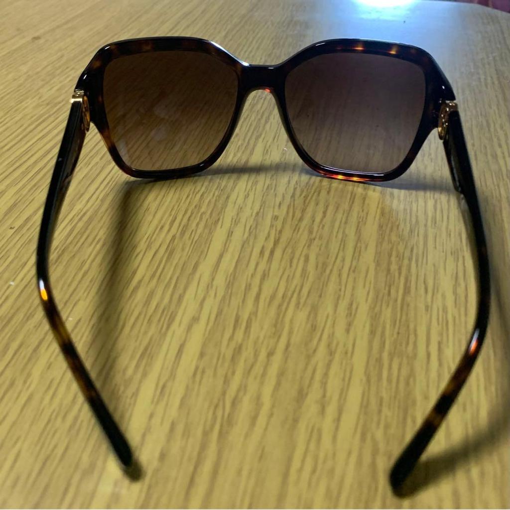 Used Unused TORY BURCH Brown Oversized Sunglasses