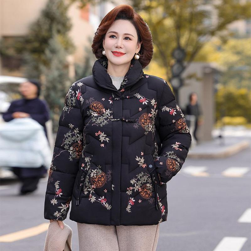 Autumn and winter jacket, short down cotton-padded jacket to keep warm, new large-size women's winter cotton-padded jacket