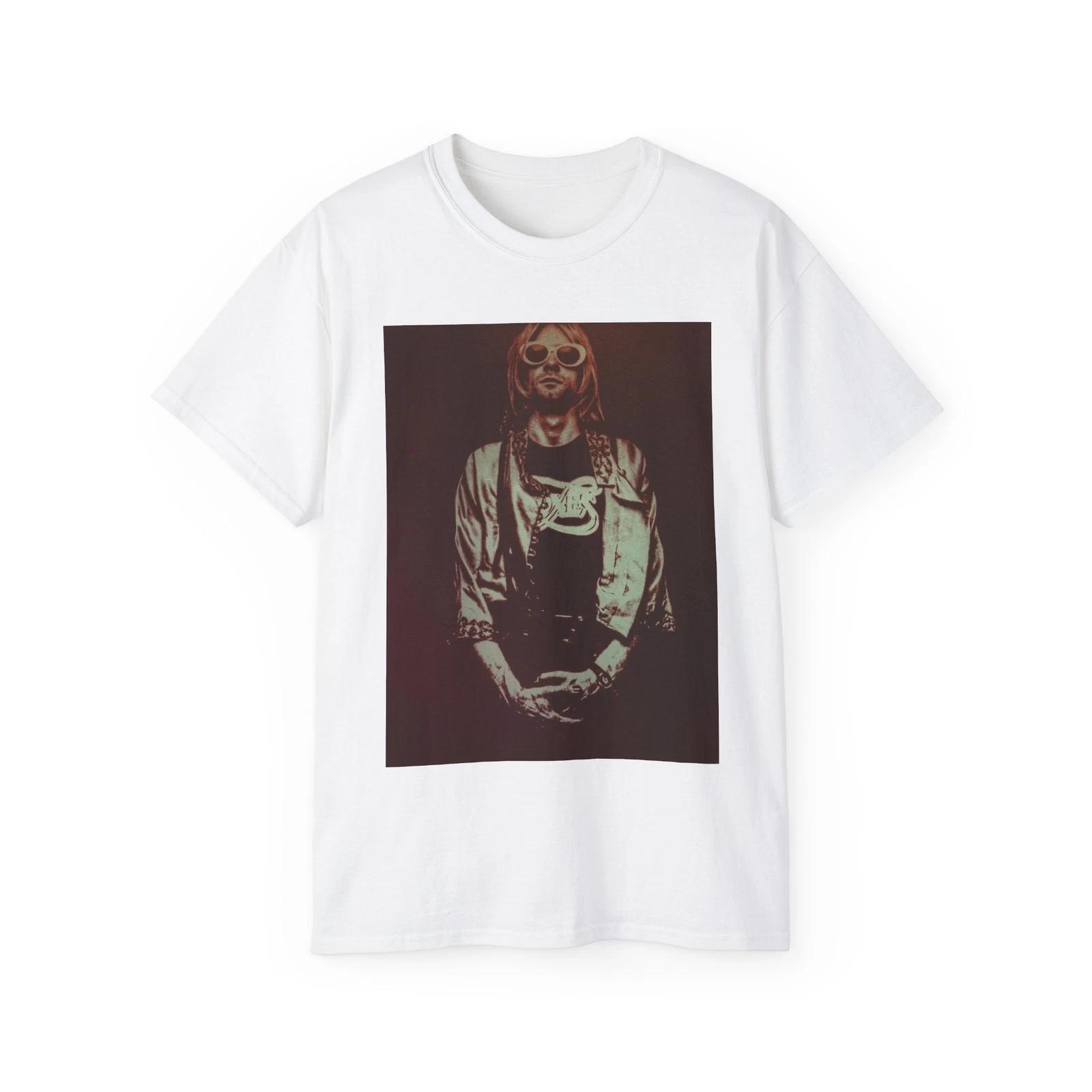 Men s and Women s T-shirts Nirvana Kurt cobain vintage grunge 90s rock Unisex Ultra Cotton Tee S