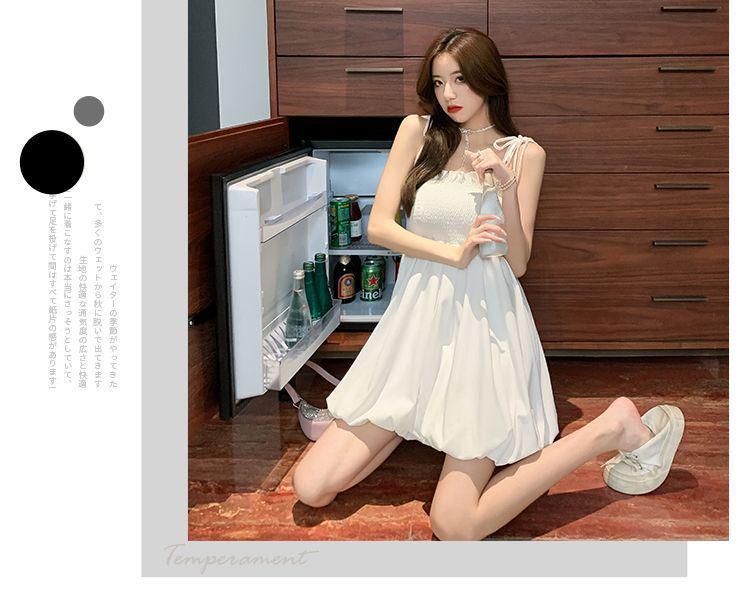2026 Slim Fit Little Black Short Dress with Cinched Waist & Sleeveless Design for Summer