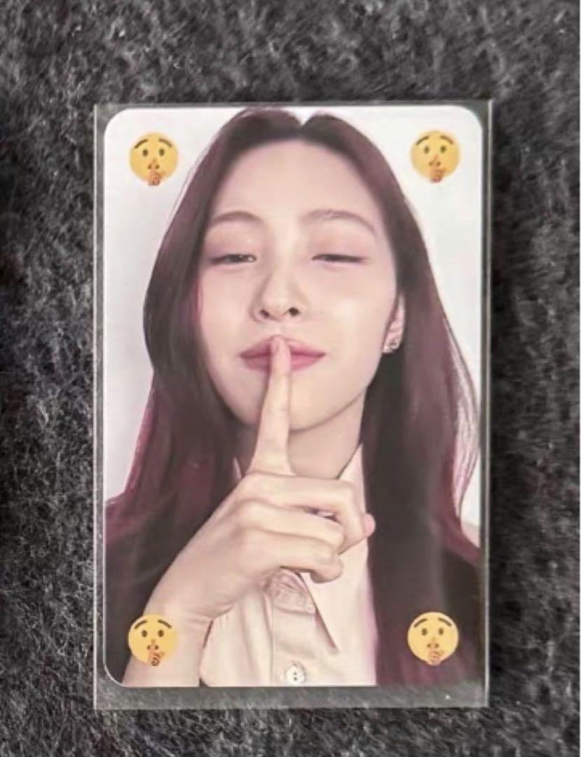 

[USED] itzy GWBG makestar 1.0 signing event emoji bonus Ryujin