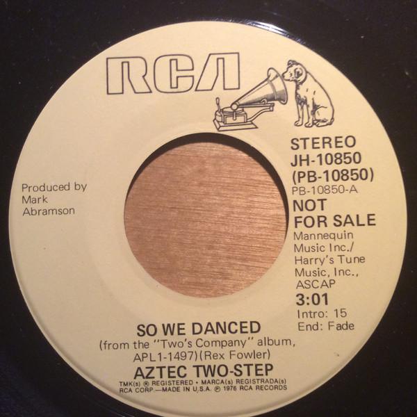 

7-дюймовая пластинка AZTEC TWO-STEP - So We Danced JH10850 RCA 1976 США Поп Б/У