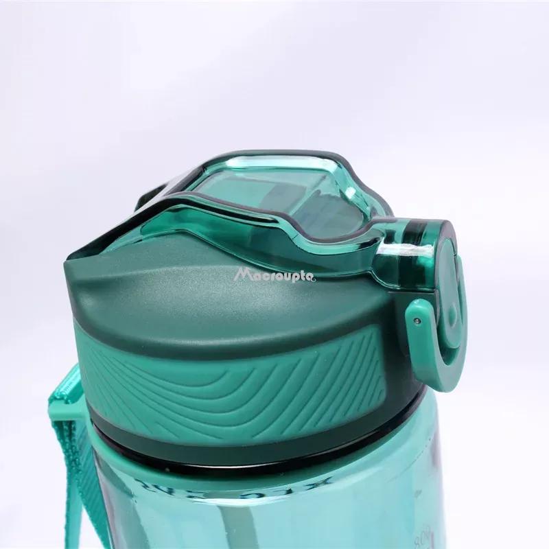 800 ml Sportwasserflasche mit Strohhalm für Camping Wandern Outdoor Kunststoff transparente BPA-freie Flasche für Männer Trinkgeschirr