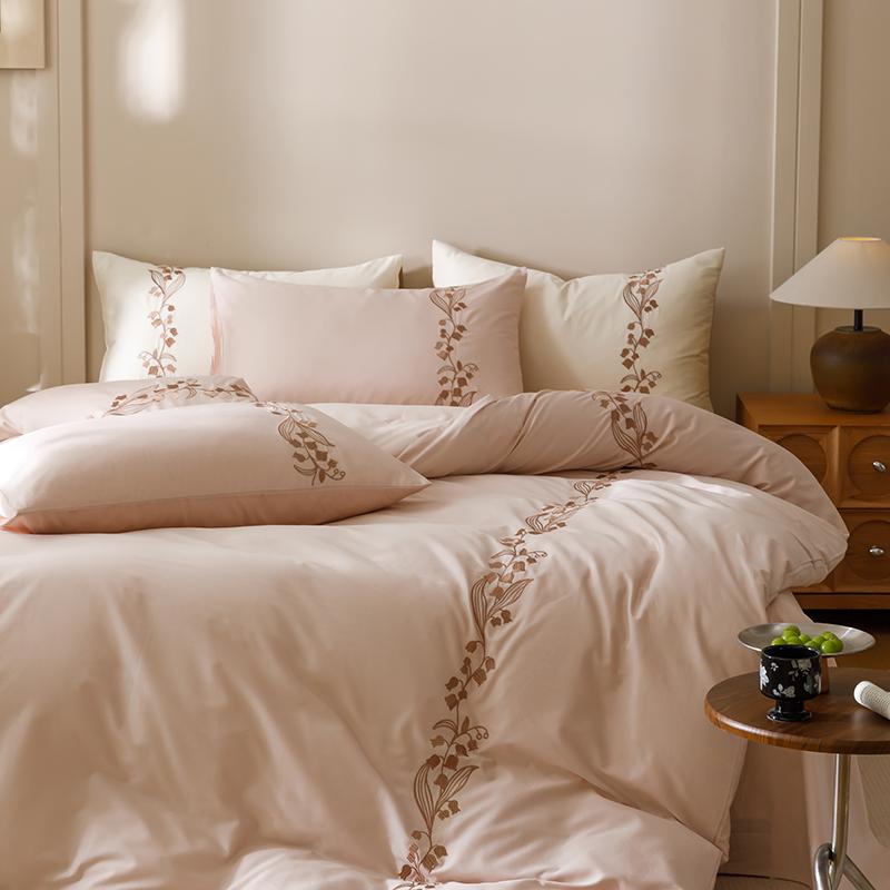 

80S Long Staple Cotton Chic lily of the valley Embroidery Brown Bedding Set Duvet Cover Set Flat/Fitted Bed Sheet Pillowcases Queen 200X230cm 4pcs