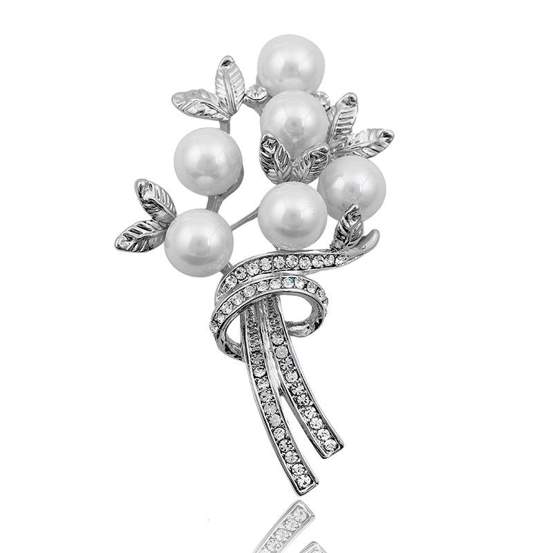 Fashionable Flower Brooch, Feminine Charm Pearl Brooch, Design Sense, Anti-exposure Pin, Suit Accessory
