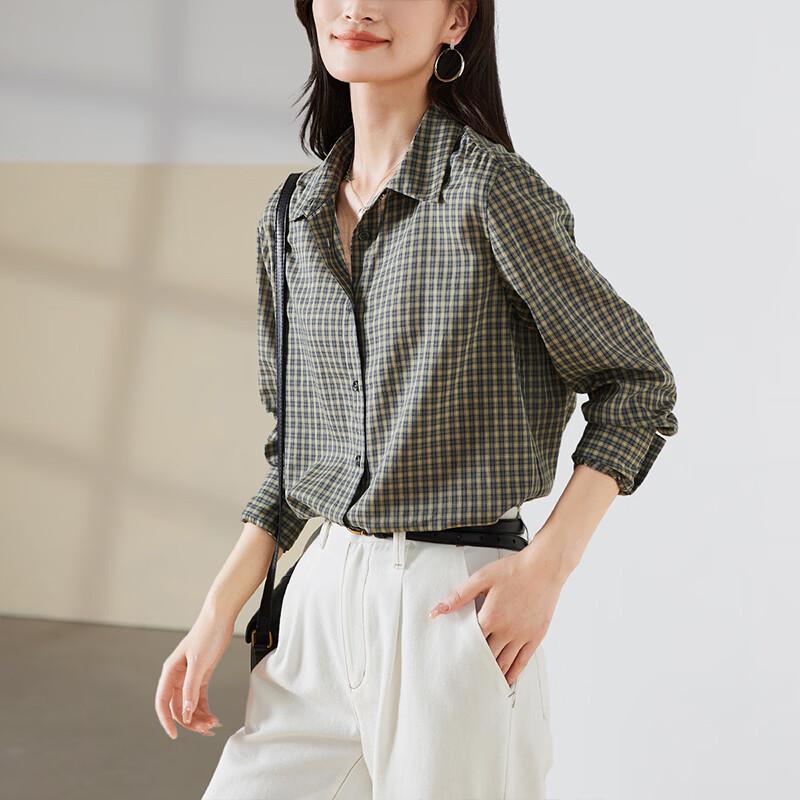 SOFSIL Women s Plaid Long-Sleeve Button-Up Shirt M