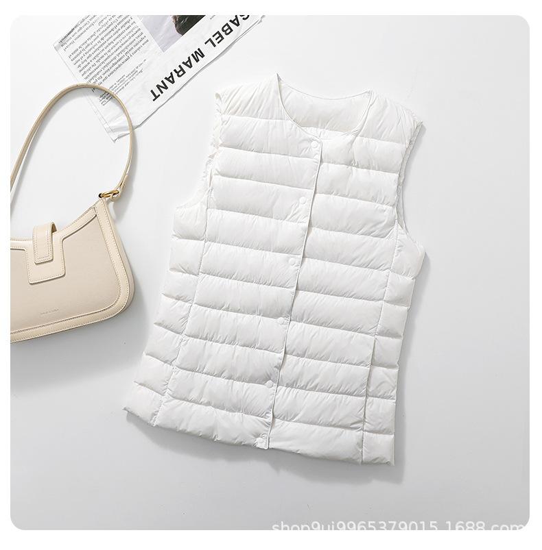 

Winter new light down jacket women s short medium and old round neck liner warm vest M белый