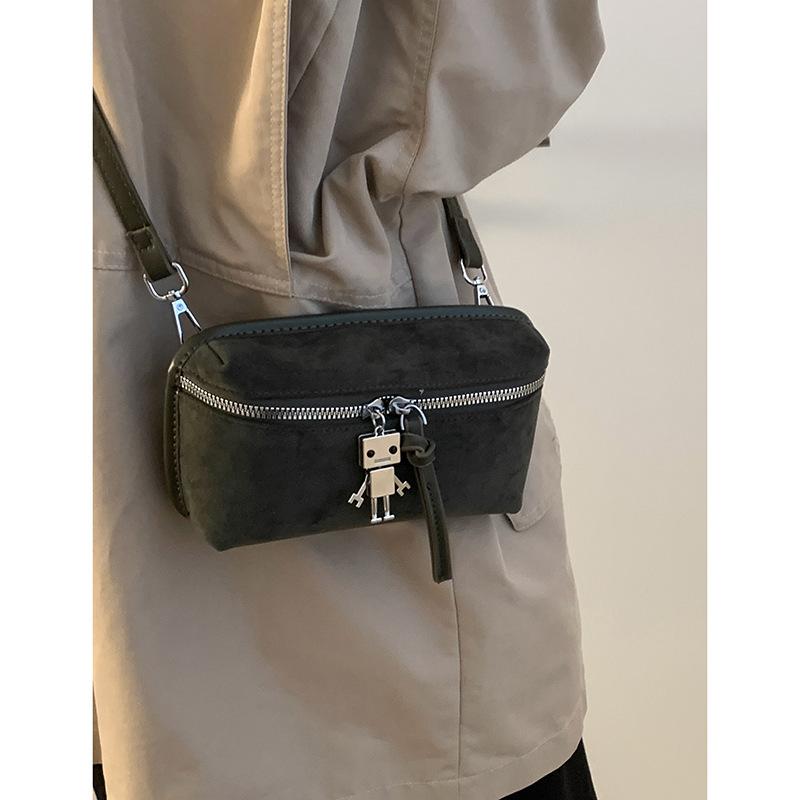 

Популярная маленькая сумка женская новая трендовая высококлассная сумка-коробка бархатная универсальная на одном плече через плечо маленькая квадратная сумка