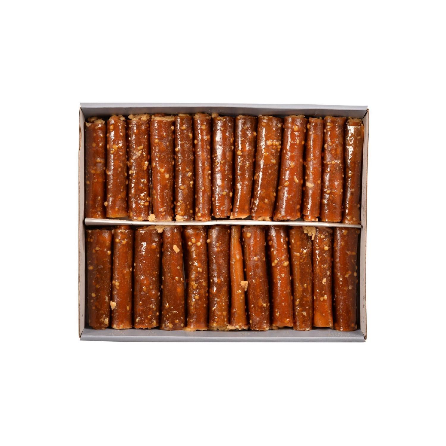 

Десерт из пестика в кремовой упаковке с лесным орехом, 600 гр, свернутый пестик