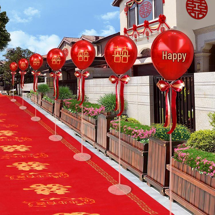 Outdoor Red Balloon Stands for Wedding Reception and Rural Roadside Decorations