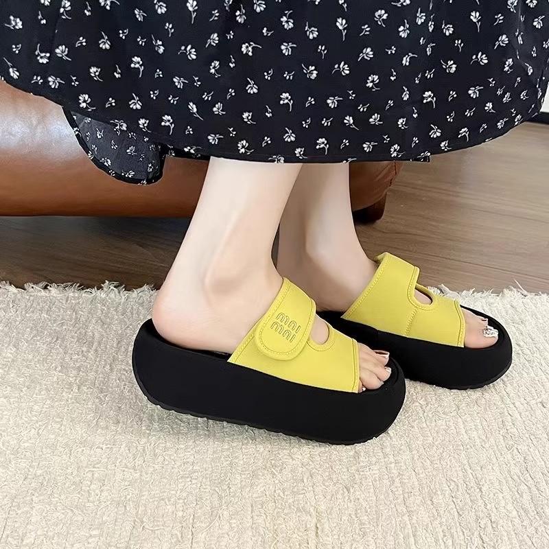 Cool slippers women's summer wear fashionable new thick-soled heightening one-word drag premium beach sandals
