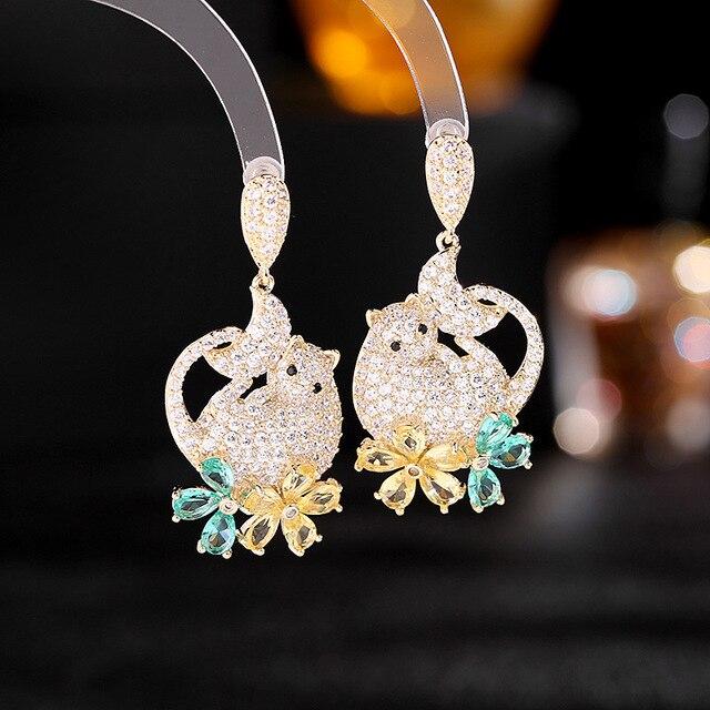 

Новые модные висячие серьги с милым котом и цветком для женщин, серебряные серьги 925 пробы с иглами и кубическим цирконием, серьги с подвеской в ​​виде животных, эффектные ювелирные изделия