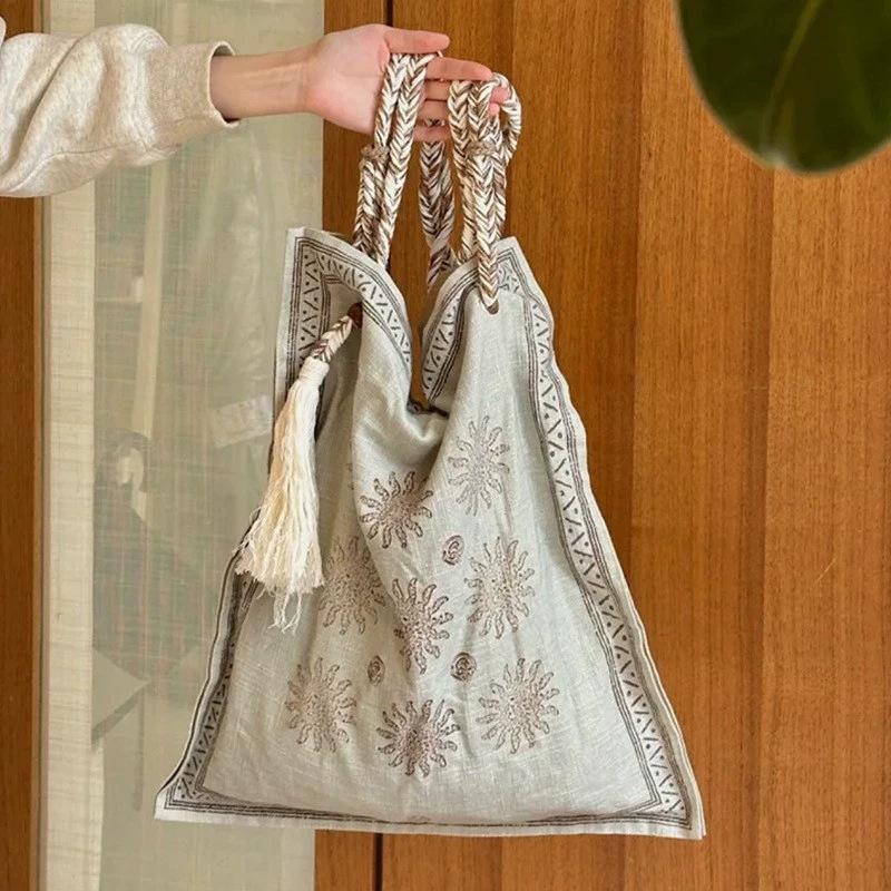 2025 Новый стиль Повседневный богемный стиль Кисточка Плетение из льняной веревки Сумка на плечо Сумка через плечо Женская сумка Пляжный вариант 2519₽