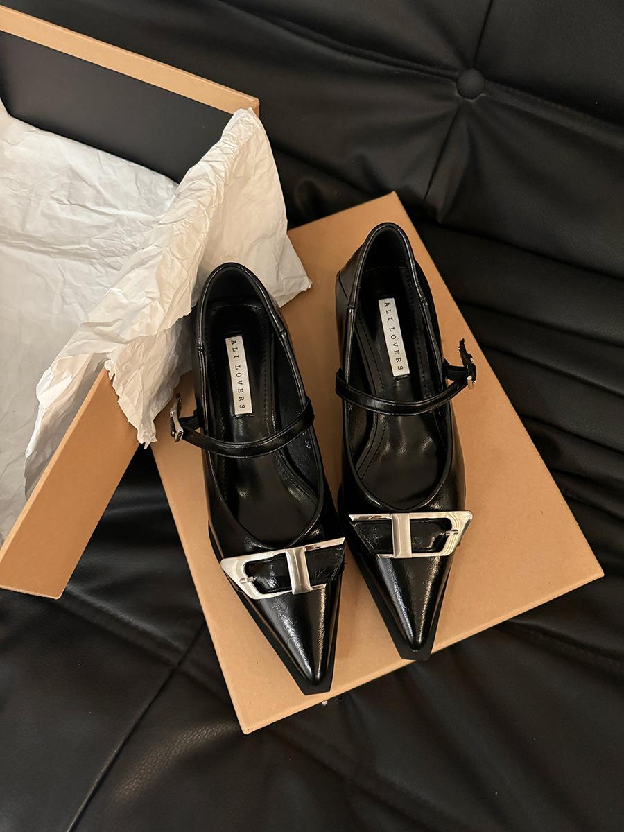 

Ретро-туфли на толстом каблуке, женские туфли, новинка 2024 года, весна-осень-зима, вечерние туфли Мэри Джейн с острым носком, маленькие кожаные туфли 39 чёрный