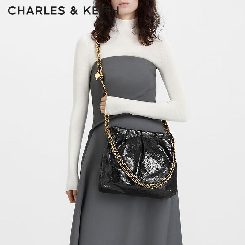 CHARLES&KEITH Ketten-Tote-Bag mit großem Fassungsvermögen, Umhängetasche für Damen, CK2-40671449, Schwarz, Größe L