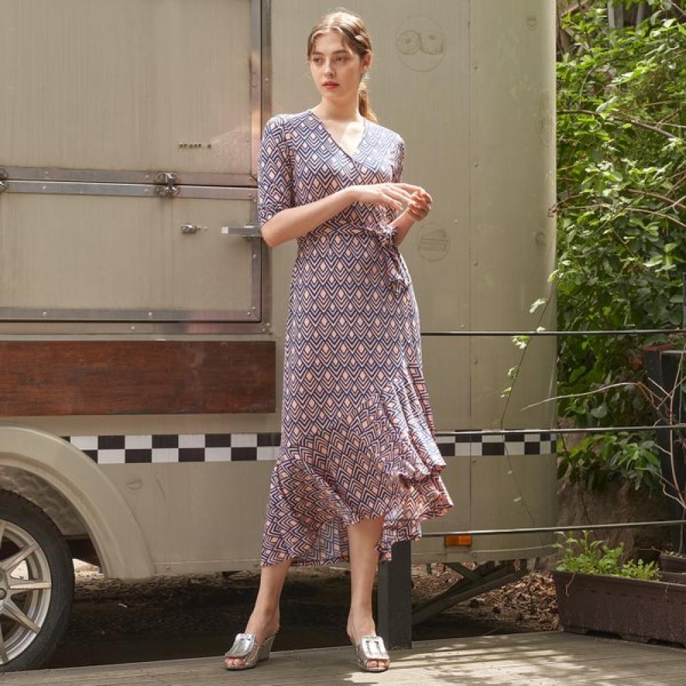 Lipbbam Creora Vivienne 3 4 Sleeve Frill Wrap Dress Ldm42di01