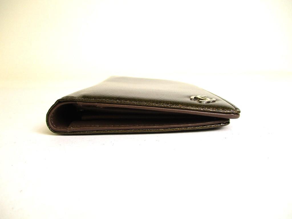 Authentic CHANEL CC Logo Olive Green Patent Leather Bifold Flap Long Wallet #a052  Open box