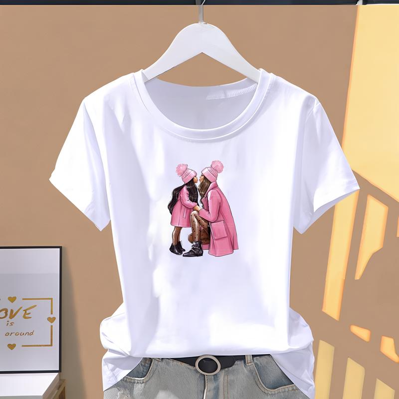 Short-sleeve T-shirt with Trendy Summer Prints, Cute and Fashionable Daily Wear for Women.