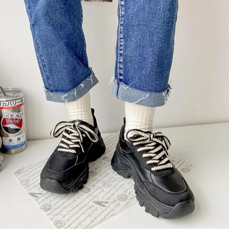 Women's Autumn Running Shoes 2025 New Fashion Platform Lace Up Vulcanize Shoes Wedges Anti Slip Ladies Sneakers Tenis De Mujer