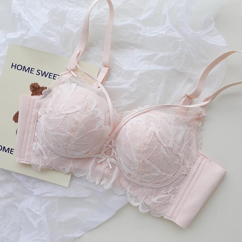 Light Pink Lace Wireless Bra with Bow Details and Adjustable Straps S розовый