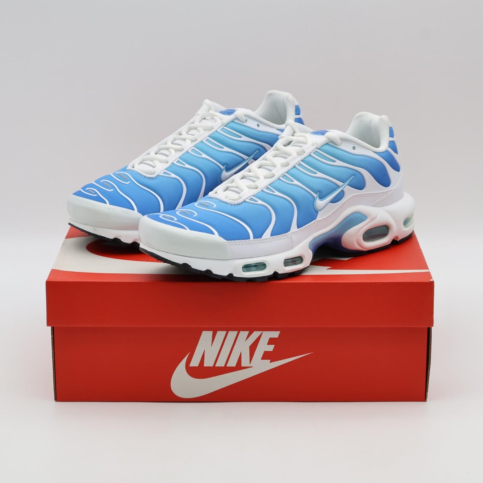 852630-411 Nike Air Max Plus Battle