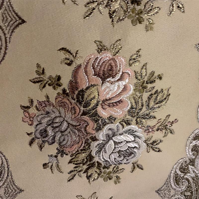 Modern Embroidered Floral Table Runner Luxury European Table Flags Decor for Dining Table Shoe Cabinet with Tassels Tablecloth