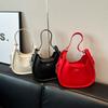 Today's Popular Bags Are Women's Trend, Fashionable Underarm Bags, Niche Design, Simple Messenger Bags.