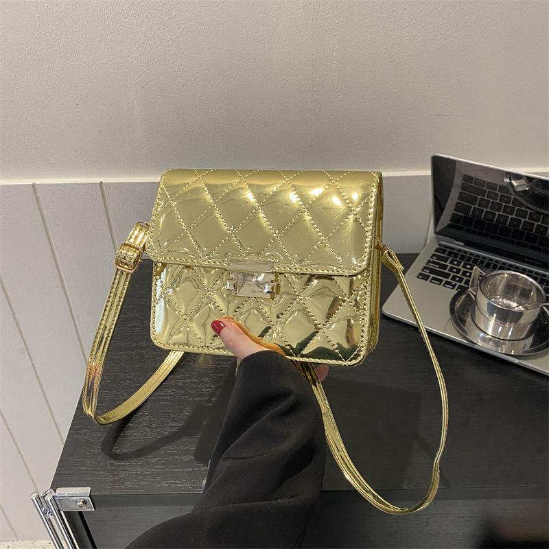 

Fashion small square bag New diamond pattern niche personalized commuter bag Casual simple trend shoulder messenger bag