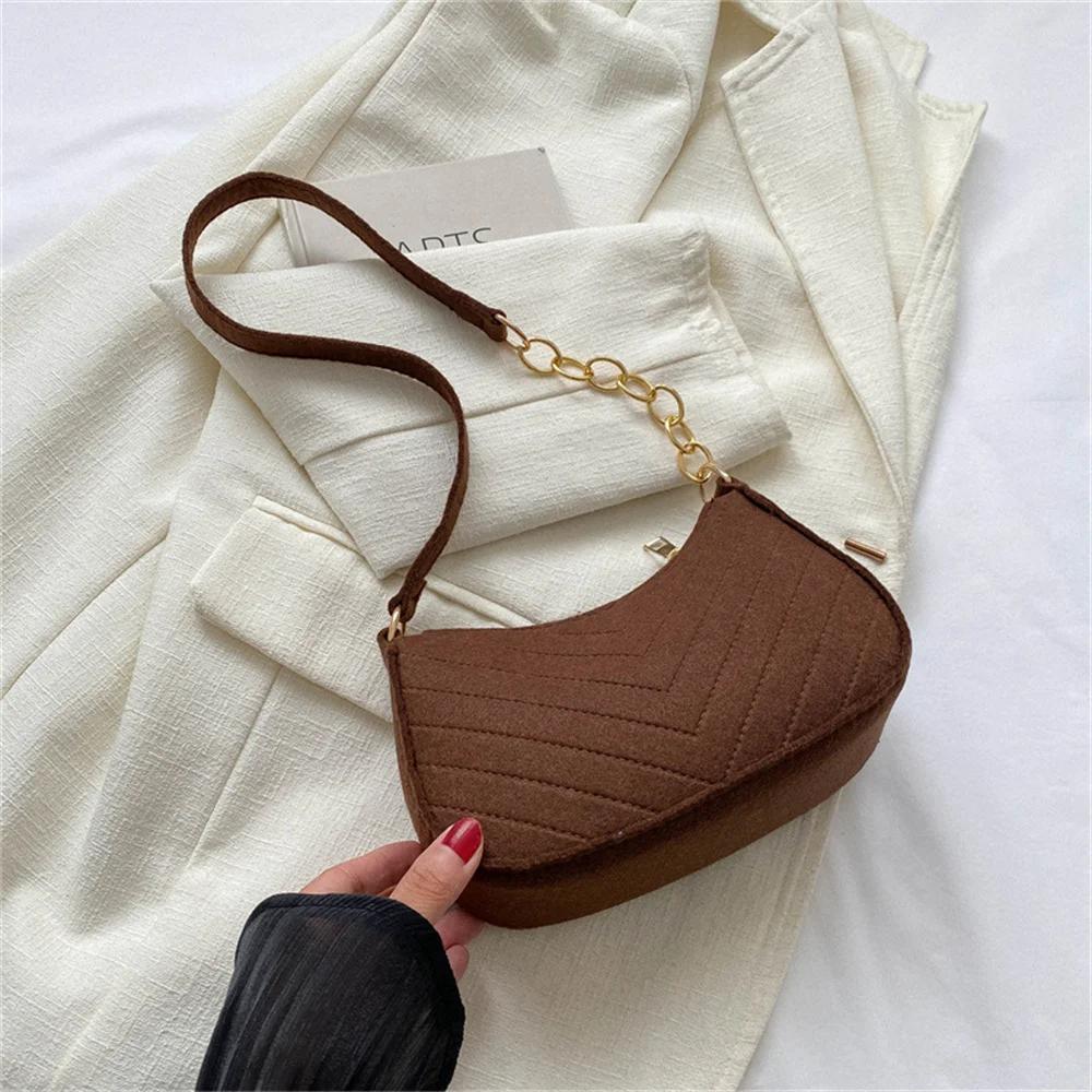Women Retro Underarm Bag Felt Solid Color Shoulder Bag Casual Purse Dumpling Bag Simple Fashi Crossbody Bag