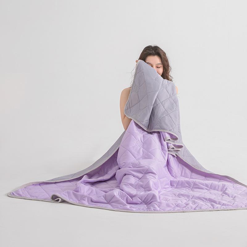 Summer Cool Quilt Cool Feeling Silk Ice Cream Summer Quilt Solid Color Printing Air Conditioning Quilt Household Machine Washable Summer Quilt