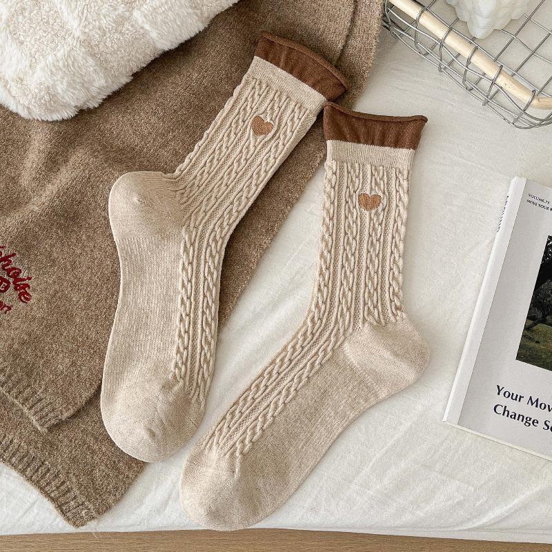 Thick Wool Socks - Suitable for Autumn and Winter. Flared Cuffs. Color Contrast. Mid-calf Length. Embroidered Hearts. Twisted Yarn Pile Socks.