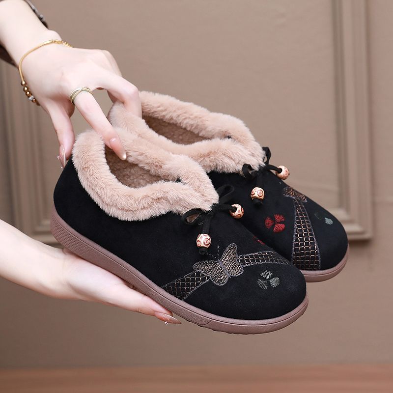 Winter old north cloth shoes women's velvet thickened middle-aged and elderly mother cotton shoes cold warm flat bottom the elderly cotton boots