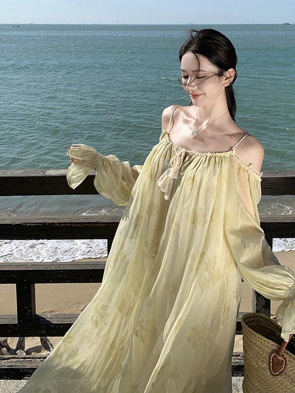 Elegant Long-Sleeved Tassel Macrame Vacation Dress