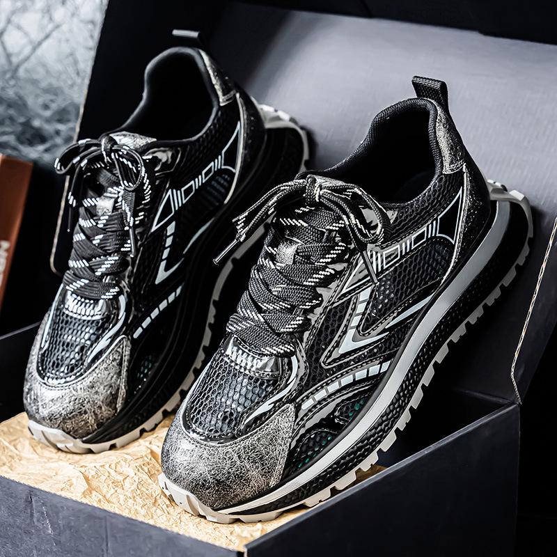 Spring and Summer New Lightweight and Comfortable Thick-soled Wear-resistant and Breathable Mesh High-value Men's Shoes Simple Fashion Shoes